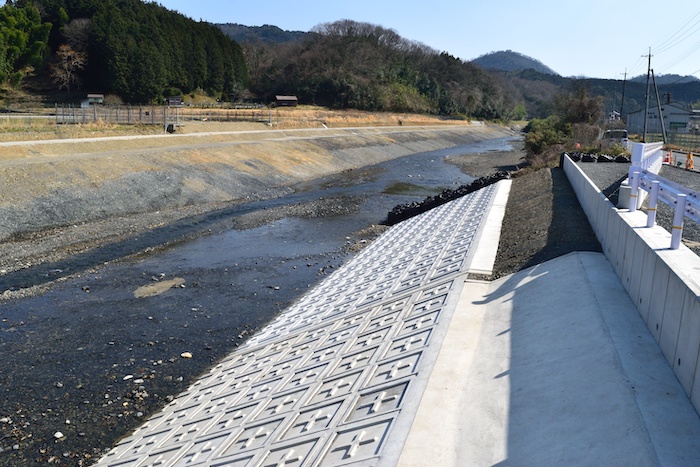 河川工事